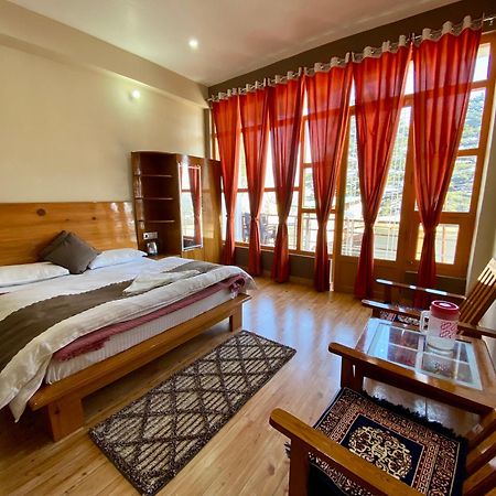 Hotel Mansarovar Inn Munsyari Ngoại thất bức ảnh