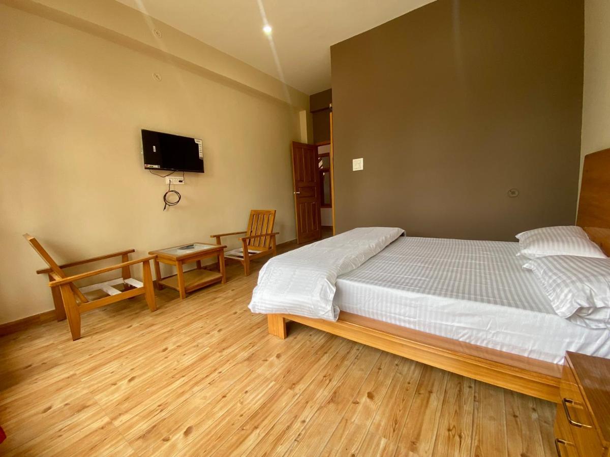 Hotel Mansarovar Inn Munsyari Ngoại thất bức ảnh