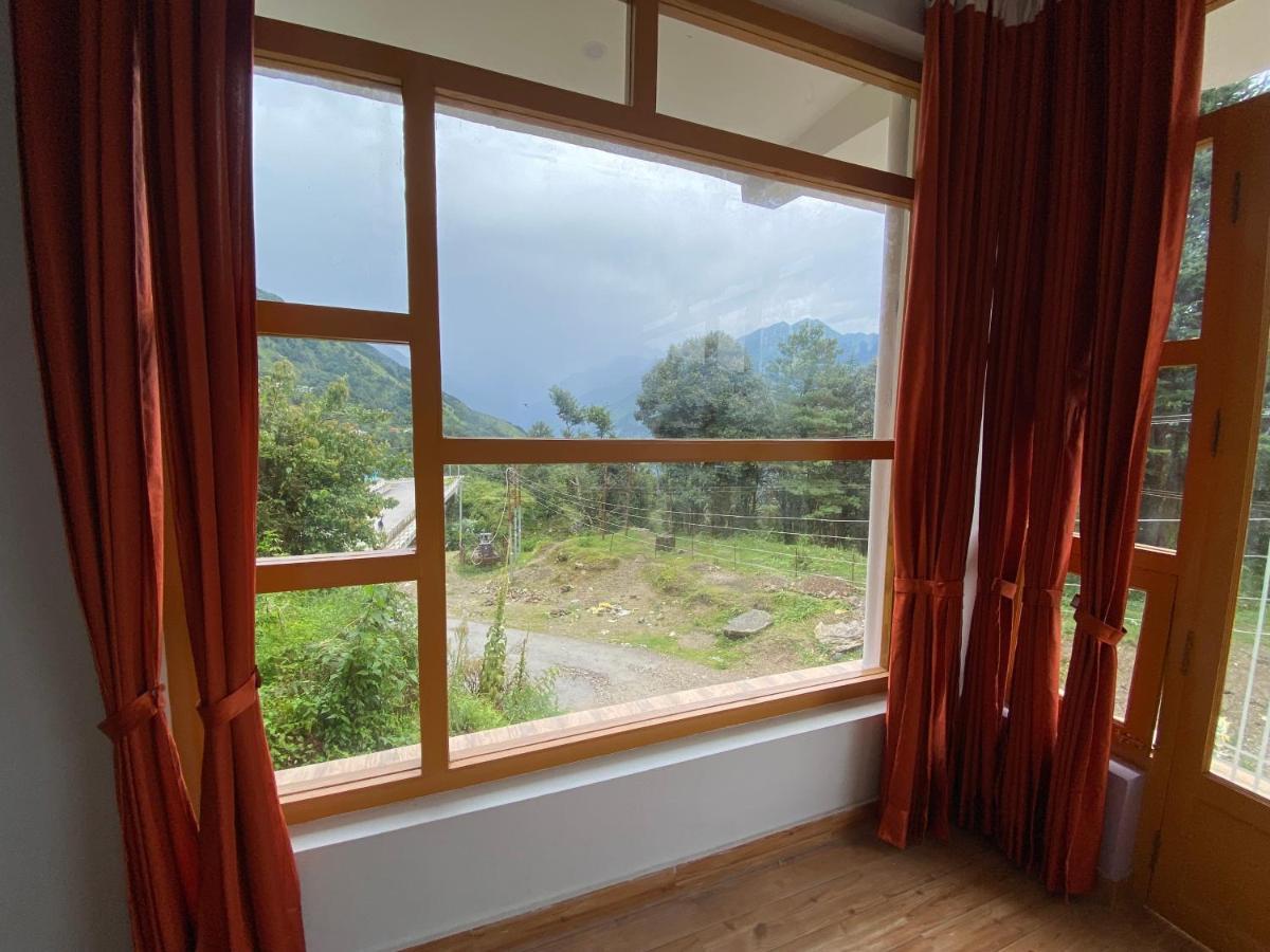 Hotel Mansarovar Inn Munsyari Ngoại thất bức ảnh