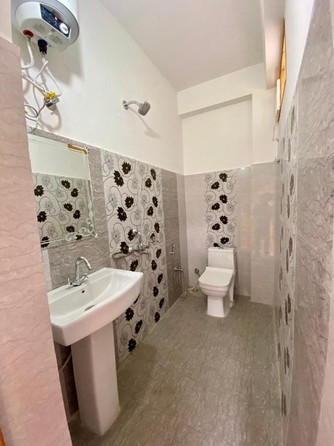 Hotel Mansarovar Inn Munsyari Ngoại thất bức ảnh