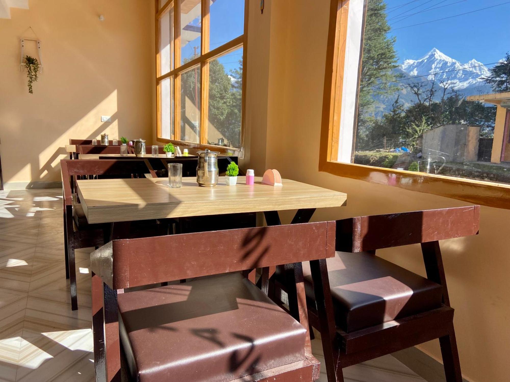 Hotel Mansarovar Inn Munsyari Ngoại thất bức ảnh
